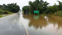 Nesta terça, dia 12 várias rodovias estão fechadas por causa da chuva no Paraná