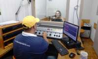 Laranjeiras - UFFS: Projeto de Extensão desenvolve programa de rádio voltado para a cultura indígena