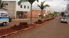 Palmital - Prefeitura investe na revitalização de canteiros e muda paisagem urbana