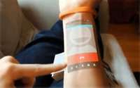 Chega em 2017 o computador-bracelete: seu braço vai virar celular