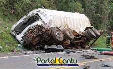 Guaraniaçu - Um grave acidente tirou a vida de dois caminhoneiros próximo a comunidade Bela Vista