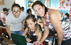 Laranjeiras - Pode público municipal entrega 36 laptops e kits escolares para alunos do campo