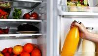 Confira 8 alimentos que você guarda errado na geladeira. Confira!