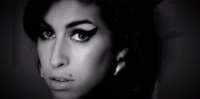 Documentário sobre trajetória de Amy Winehouse relata que pai negligenciou vício da filha