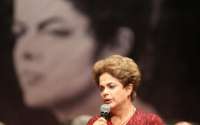Dilma diz que aumento de impostos poupa mais ricos e prejudica mais pobres