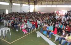 Nova Laranjeiras - 600 mulheres participam de encontro em homenagem ao Dia das Mães