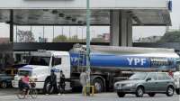 Argentina reduz preço de combustível em 5% após queda do preço do Petróleo
