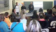 Nova Laranjeiras - Prefeito reuniu-se com professores para discutir plano de carreira da classe