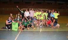Nova Laranjeira - Lanchonete Esquinão e Terraplanagem Martelo foram os campeões do futsal 2013