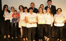 Cantagalo - Pedagogas recebem diploma