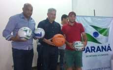 Três Barras - Município recebe kits esportivos do Governo do Estado