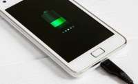 Cientistas criam bateria de celular que carrega em segundos e dura vários dias