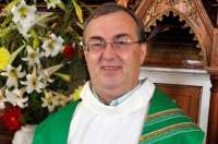 Quedas - Noticia triste para a comunidade, padre ZDZ deve deixar a paróquia