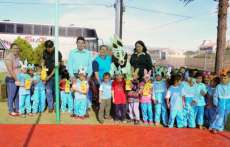 Ibema - Crianças da rede municipal de ensino recebem doces em comemoração a Páscoa