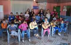 Porto Barreiro - Secretaria de Educação faz entrega de instrumentos musicais