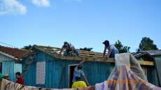 Pinhão - Recuperação das casas atingidas pelo temporal no bairro Mazurechen continuam
