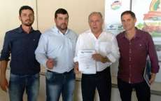 Guaraniaçu - Schiavinatto recebe pedido de um Caminhão Basculante para o Programa “Porteira à Dentro”
