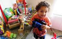 Laranjeiras - Semec distribui brinquedos e jogos pedagógicos para crianças dos Centros de Educação Infantil