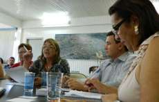 Laranjeiras - Prefeita Sirlene concede reajuste de 7% aos servidores municipais