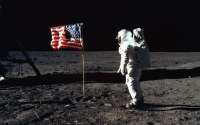 Você sabe o que aconteceu com as bandeiras que foram deixadas na Lua?