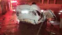 BMW cai de viaduto e irmãos de 16 e 19 anos morrem no Paraná