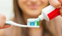 6 coisas que você precisa saber sobre cremes dentais