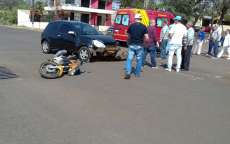 Laranjeiras - Acidente entre moto e carro é registrado na Av Santos Dumont