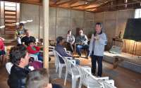 Pinhão - Comunidade do Lajeado Feio recebe prefeito e secretários para reunião