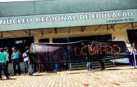 Laranjeiras - Alunos ocupam Núcleo Regional de Educação