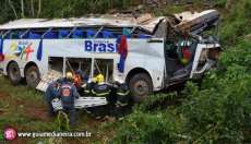 Acidente com ônibus de Foz do Iguaçu deixa 9 mortos em Santa Catarina