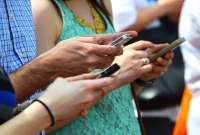 Nomofobia - uso excessivo de celular pode levar à ansiedade, tremor e até depressão
