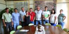 Três Barras - Reunião busca meios de manter a Casa Familiar Rural do município aberta em 2016