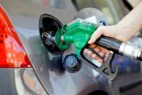 Preço da gasolina deve cair de R$ 0,03 a R$ 0,05 na bomba