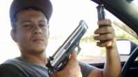 Ladrão tira foto e esquece celular dentro de carro furtado no Paraná