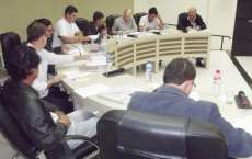 Guaraniaçu - Câmara de Vereadores recebe Lei de Diretrizes Orçamentárias para o ano de 2016