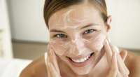 Nove segredos que ajudam a controlar a oleosidade da pele. Confira!