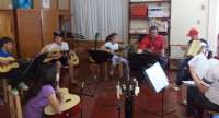 Catanduvas -  Secretaria Municipal de Assistência Social através do CRAS oferecem aulas de violão as crianças e adolescentes do município.