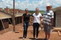 NRE de Laranjeiras visita a construção de nova escola em Cantagalo