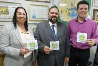 Laranjeiras - Prefeita apresenta a deputado campanha de promoção no município