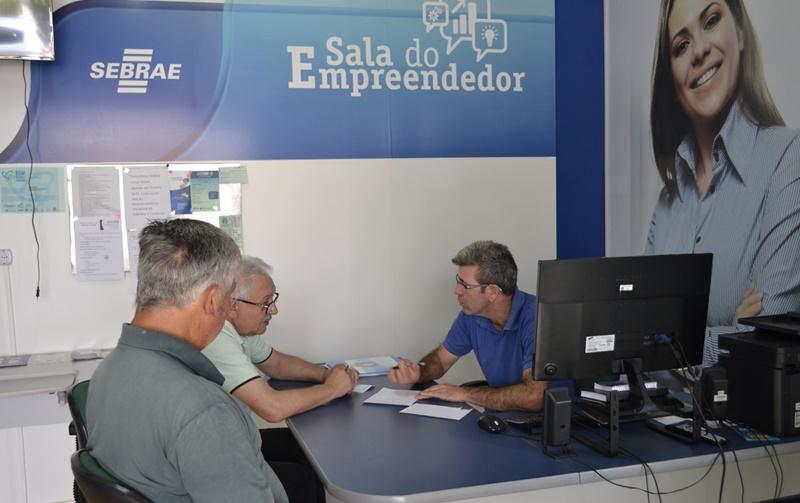 Pinhão - Sala do empreendedor já ajuda a abrir empresas para diminuir a informalidade