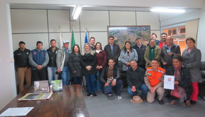 Cantagalo - Defesa Civil realiza reunião com coordenadoria regional