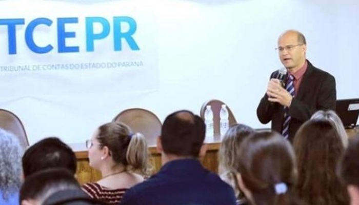 Receita Federal exclui 38,3 mil empresas do Paraná do Simples