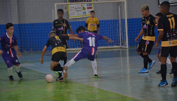 Pinhão - Amistoso do PAC e Super Copa de Futsal agitaram o final de semana