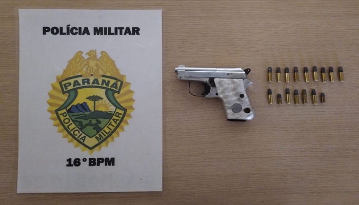 Pinhão - PM apreende pistola e munições no Bairro Lindouro 
