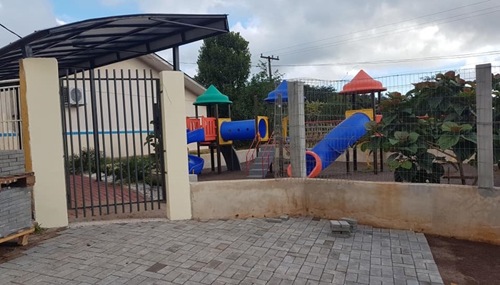Guaraniaçu - Administração Municipal faz melhorias na escola Jorge Pio no Jardim Planalto BNH