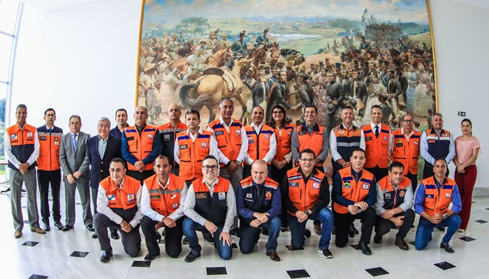 Reunião nacional no Paraná discute novos sistemas de defesa em desastres 