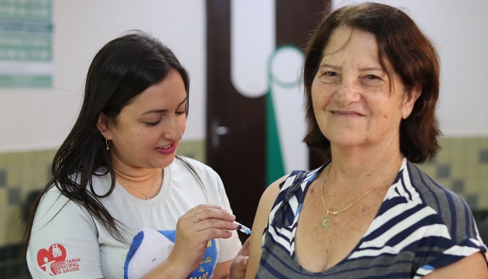 Dia D da vacina contra a gripe mobiliza 10 mil profissionais da saúde no Paraná