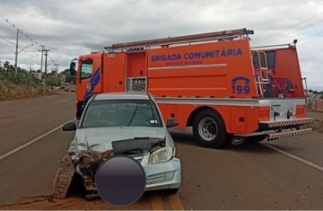Pinhão - Acidente na PR-170 deixa cinco feridos e motorista é preso por embriaguez