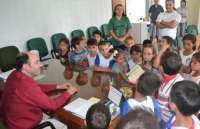 Pinhão - Alunos da Escola Cecília Meireles visitam a prefeitura