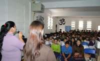 Reserva do Iguaçu - Alunos do Colégio Izabel lotam auditório em palestra sobre bullying promovida pelas técnicas do CREAS